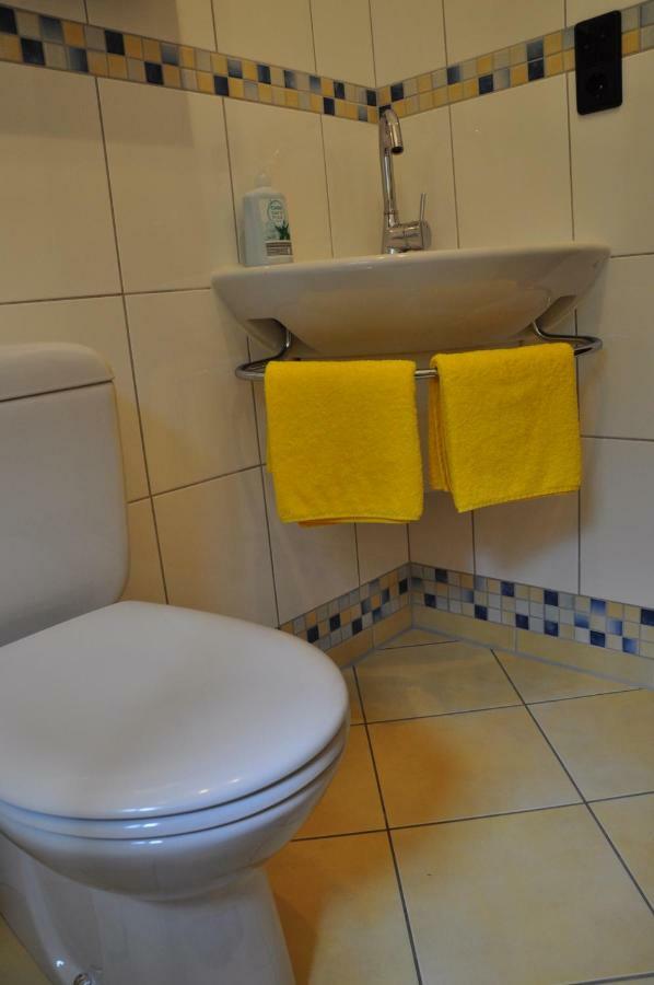 Ferienwohnung Am Waldrand Obernhain エクステリア 写真
